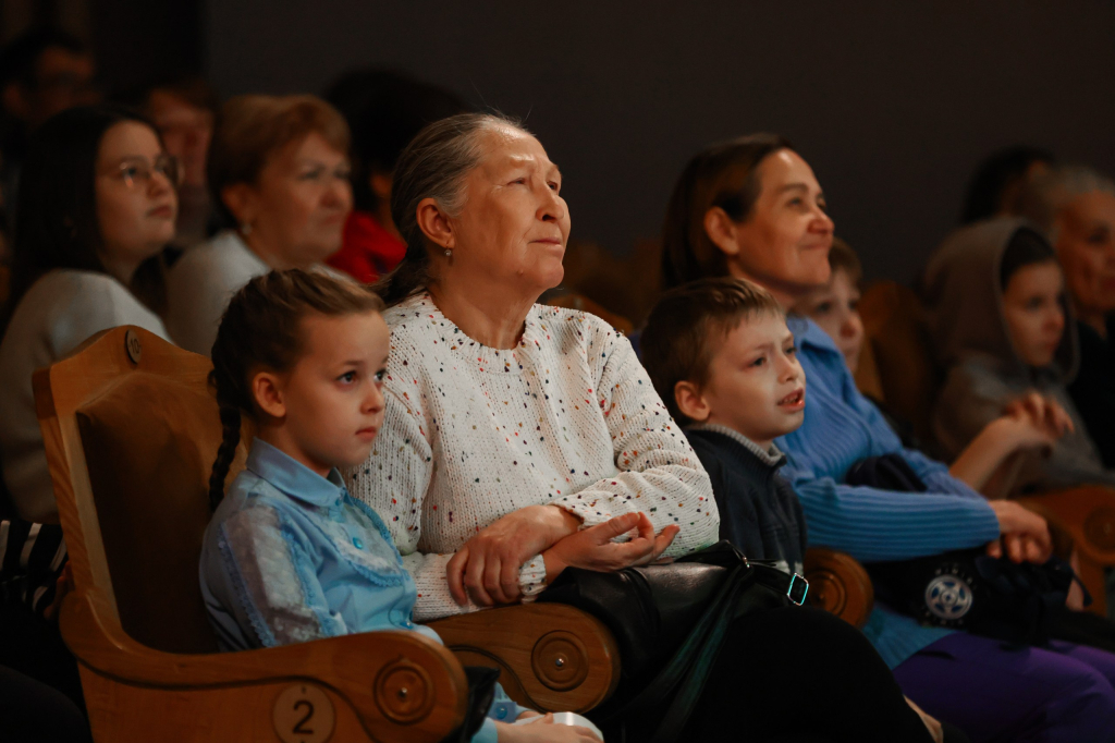 спектакль 20.12_17_resized.jpg